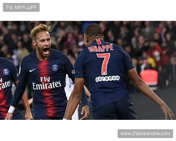 迪马利亚与内马尔:组织能力与个人突破的分野解析 迪马利亚与内马尔:组织能力与个人突破的分野解析