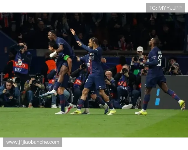 巴黎圣日耳曼：进攻端越踢越快配合减少，战术平衡面临考验