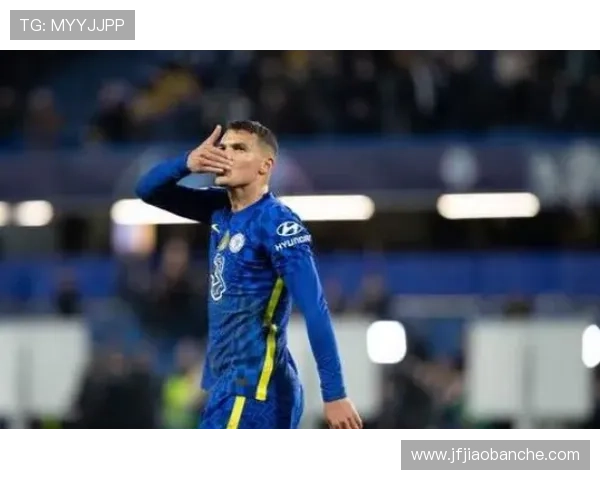 切尔西重建进程仍未完成:赛季表现波动,关键战能力受到检验 切尔西重建进程仍未完成:赛季表现波动,关键战能力受到检验